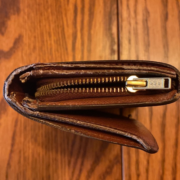 Louis Vuitton Brown Monogram Wallet - Picture 3 of 7